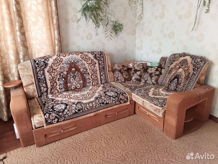 Угловой диван