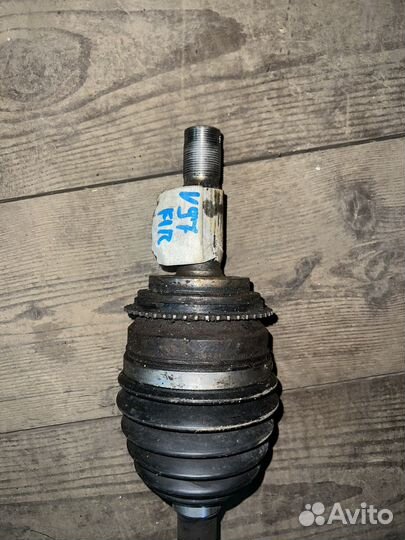 Привод передний правый Паджеро 4