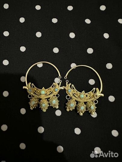 Золотые серьги