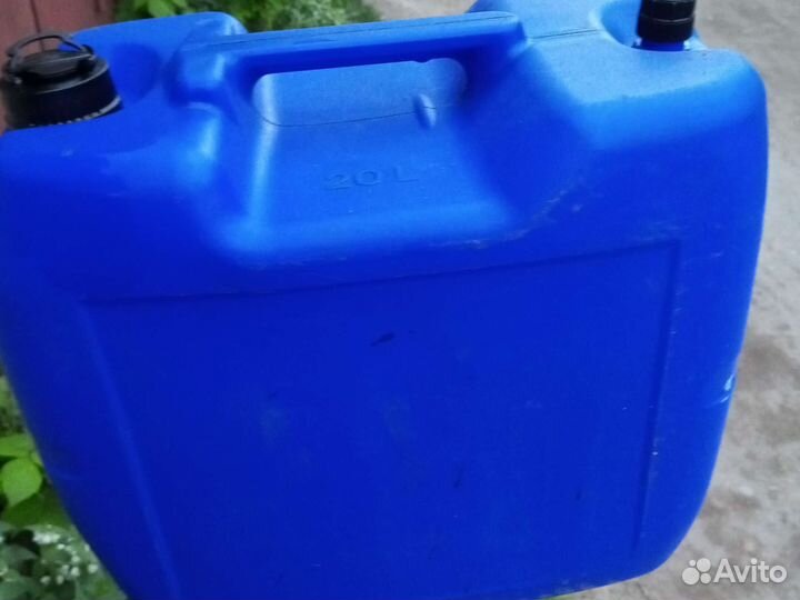 Канистра пластиковая 20 литров