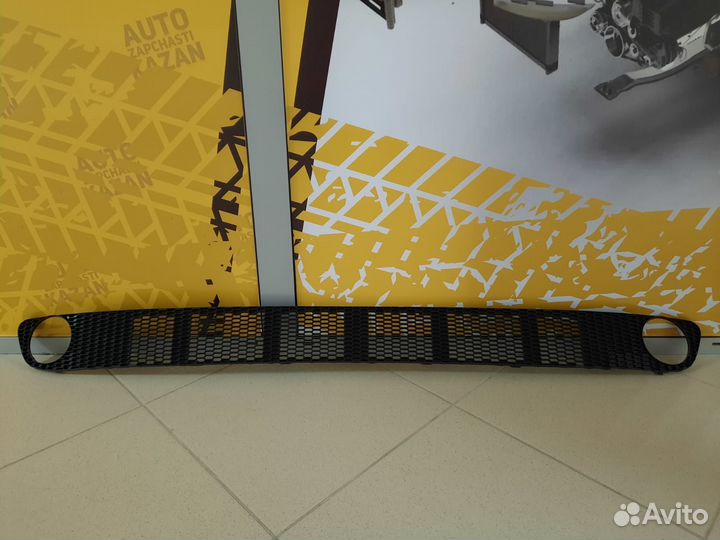 Решетка бампера Nissan Almera N16 2002-2006