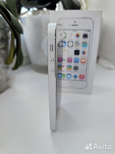 iPhone 5S, 32 ГБ