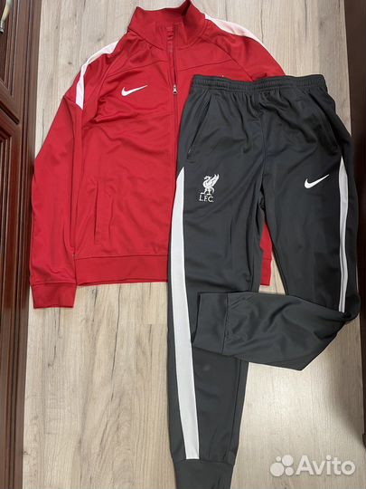 Костюм спортивный nike