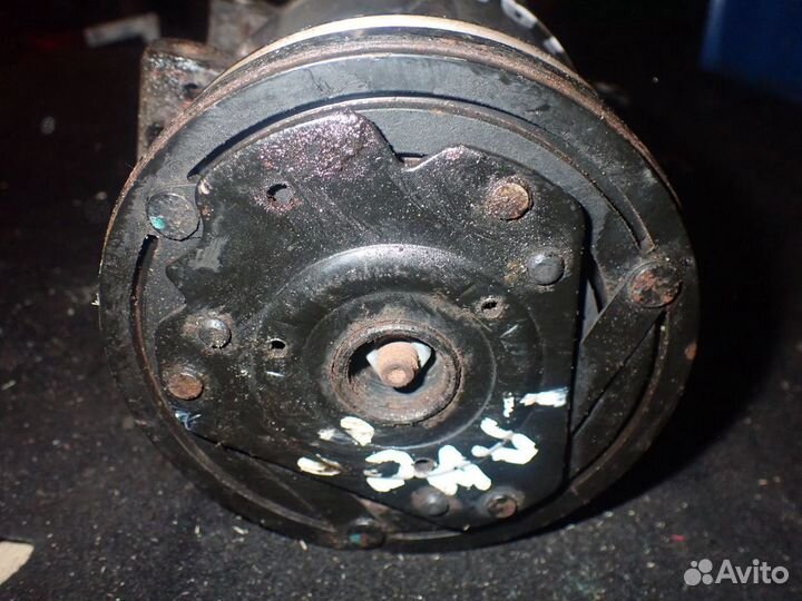 Компрессор кондиционера Chevrolet Lanos 2004-2010