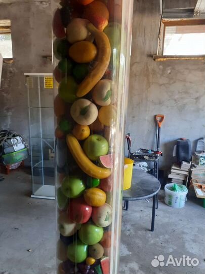 Фруктовая колонна