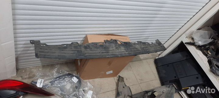 Накладка бампера зад. Toyota LC Prado/2018