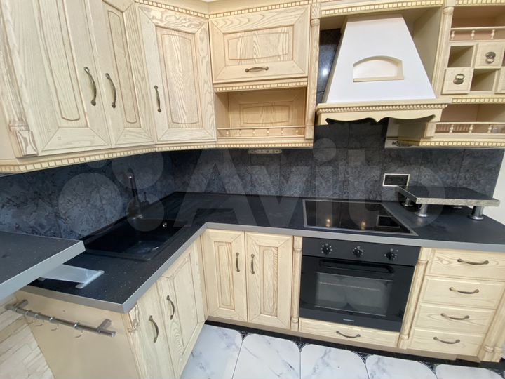 1-к. квартира, 43 м², 8/17 эт.