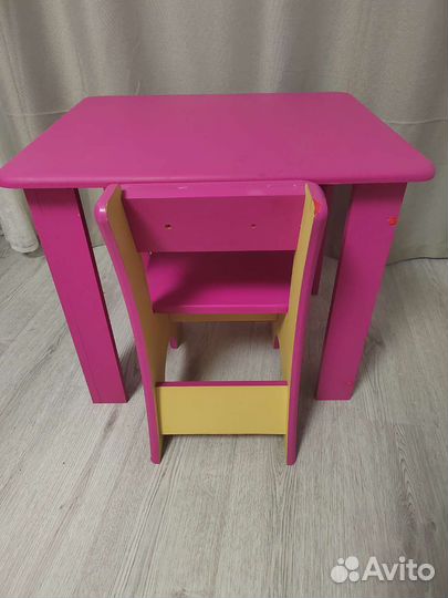 Детский стол и стул
