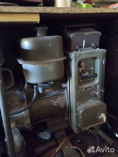 Генератор бензиновый 220