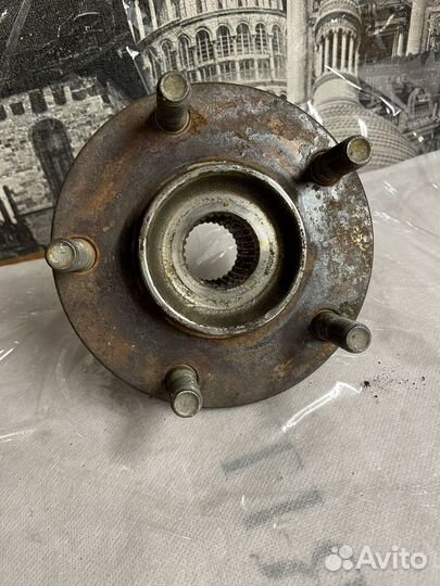 Ступица передняя nissan qashqai (J10) / X-trail