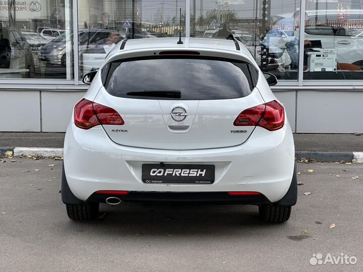 Opel Astra 1.4 МТ, 2011, 162 072 км