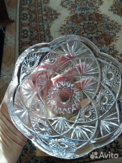 Хрустальная ваза