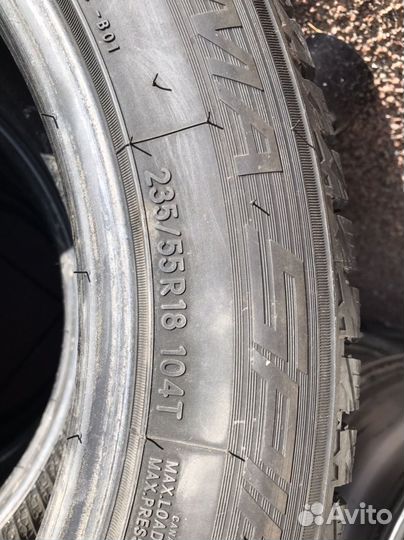 Nitto Therma Spike 235/55 R18