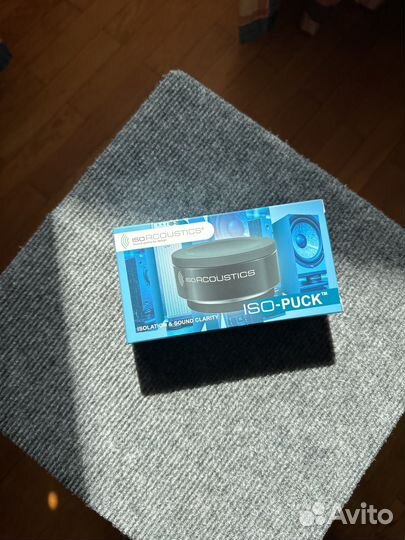 Isoacoustics ISO-puck подставки