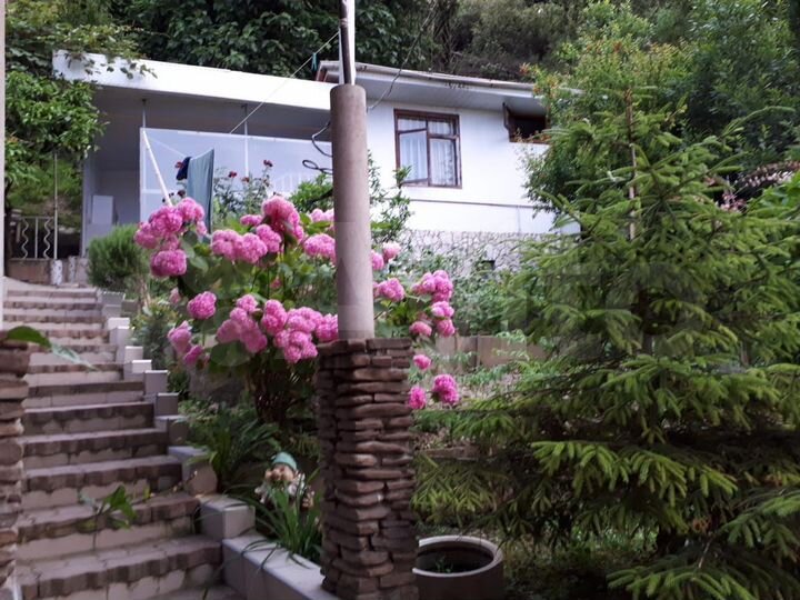 Коттедж 30 м² на участке 1 сот.