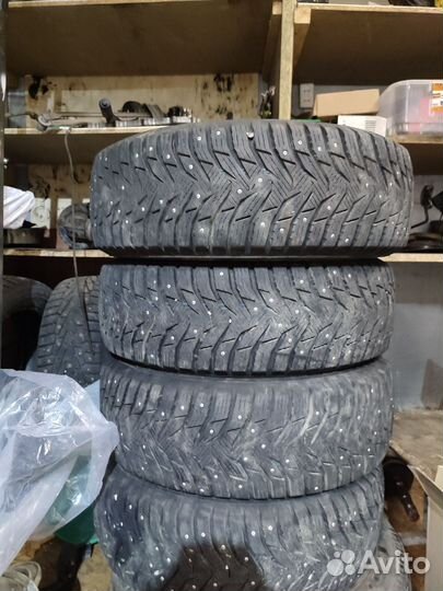 Kumho WinterCraft ice Wi31+ 215/70 R15