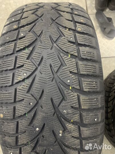 Toyo Observe G3-Ice 285/50 R20