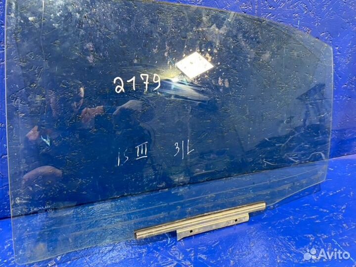 Стекло двери заднее левое Lexus Is XE30 2AR-FSE