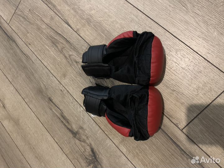 Перчатки защита голени (экипировка)