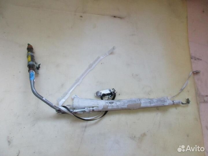 Шторка без-ти левая Range Rover Discovery 4 L319