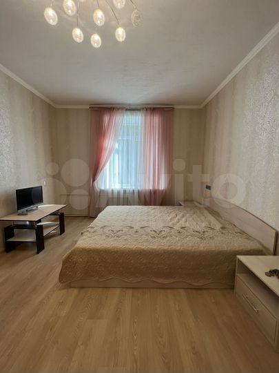 3-к. квартира, 80 м², 2/3 эт.