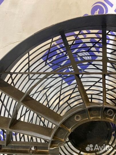 Диффузор радиатора Bmw X5 кроссовер 3.0 M54 2001