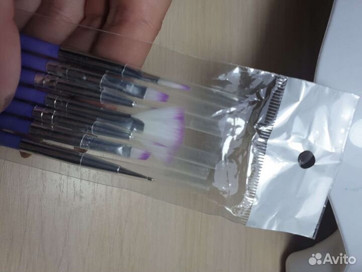 Кисти для маникюра