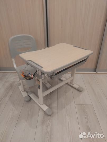 Растущая парта и стул бу