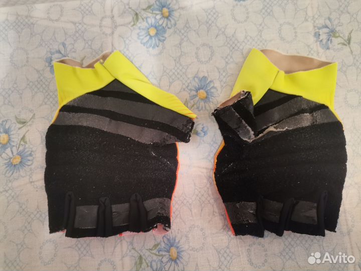 Перчатки велосипедные