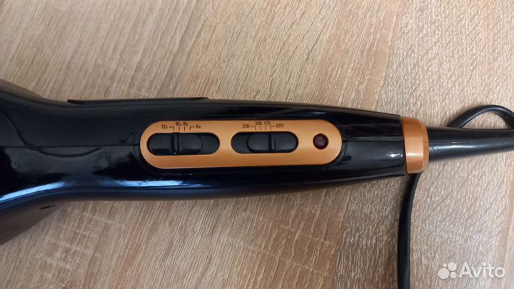 Щипцы для завивки волос