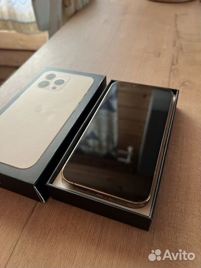 iPhone 13 pro 256 gold