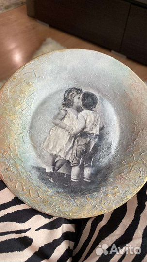 Настенная тарелка