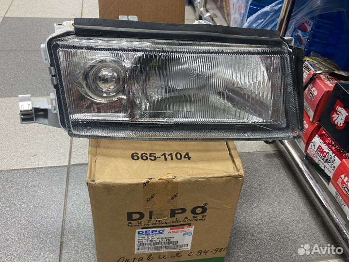 Фара правая skoda octavia tour 1996-2000 год