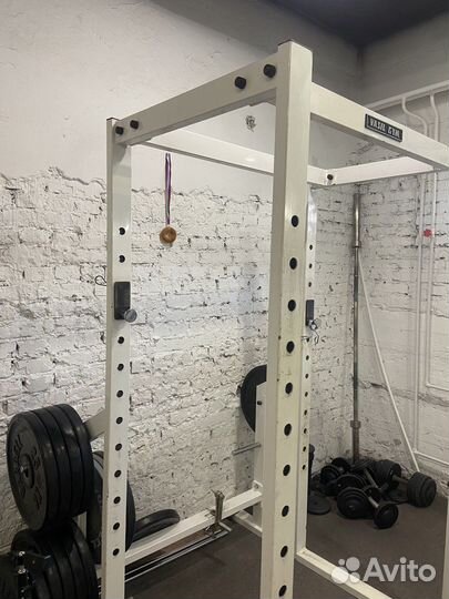 Стойка для штанги / силовая рама