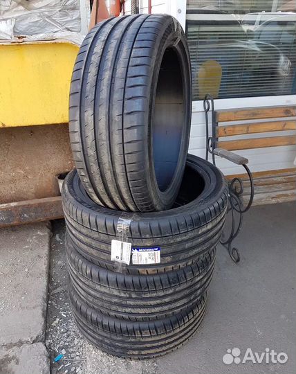 Michelin Pilot Sport 4 SUV 265/45 R20