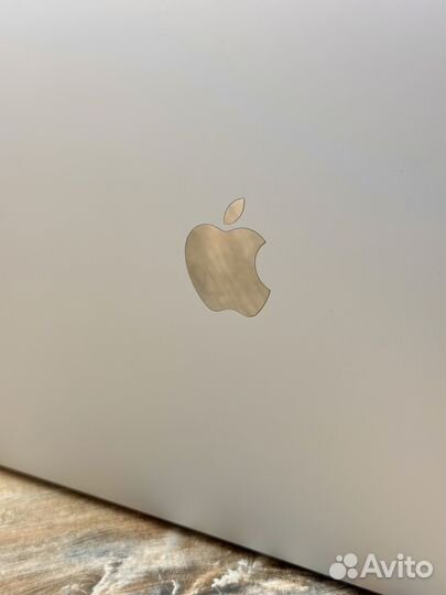 MacBook Pro M1 8/256Gb Silver