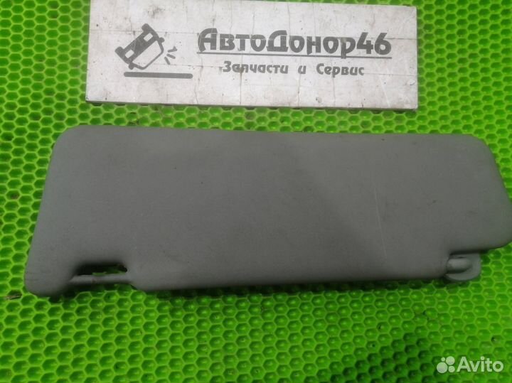 Козырёк солнцезащитный Рено Логан 1