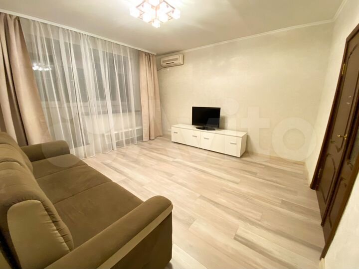 1-к. квартира, 40 м², 10/17 эт.