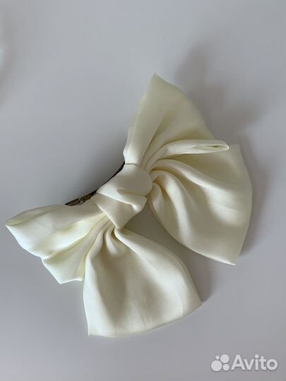 Атласный бант на заколке hand made