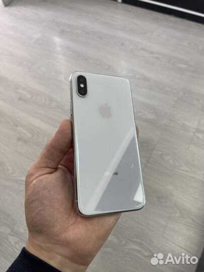 iPhone X, 64 ГБ