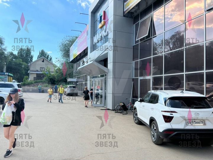 Аренда торгового помещения на первой линии ТЦ