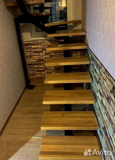 Перила деревянные для лестниц