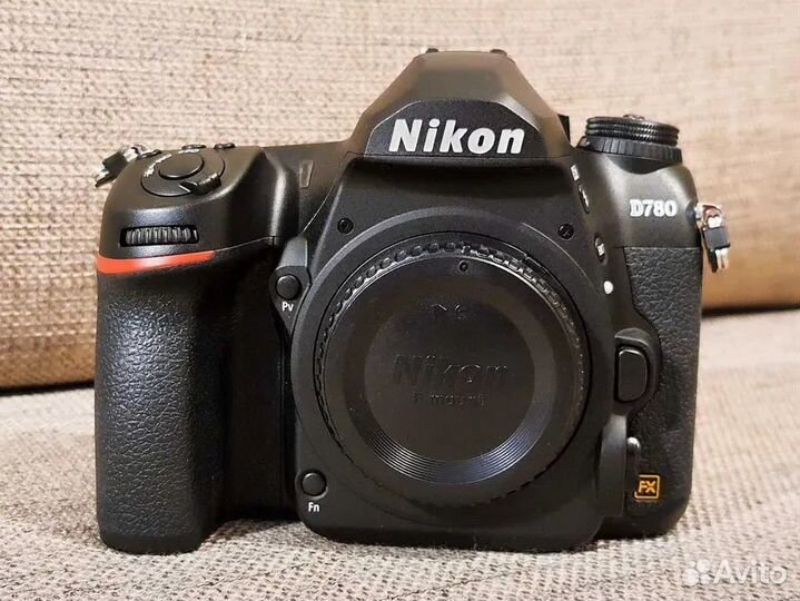 Фотоаппарат Nikon D780 и объектив Nikon AF-S