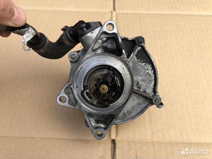 Вакуумный насос на Audi A6 C5 2.5 TDI дизель