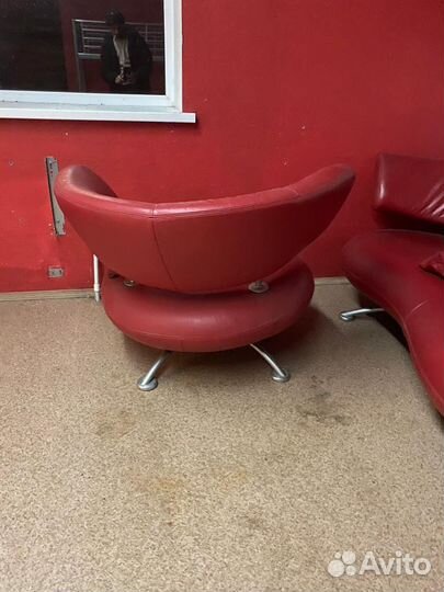 Угловой диван