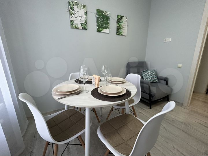 2-к. квартира, 50 м², 10/17 эт.