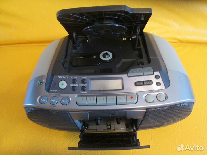 Магнитола sony CFD-S01