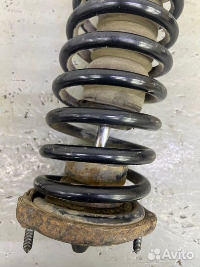 Стойка амортизатора передняя правая Mercedes E