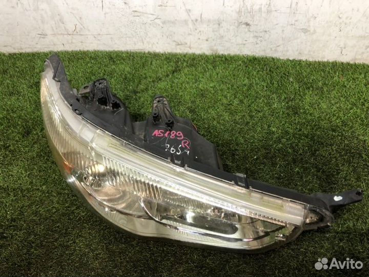 Фара передняя правая Mitsubishi Asx 2013