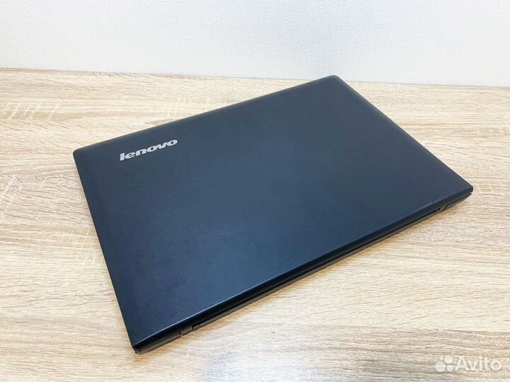 Ноутбук Lenovo 4 Ядра / SSD + Новая Сумка